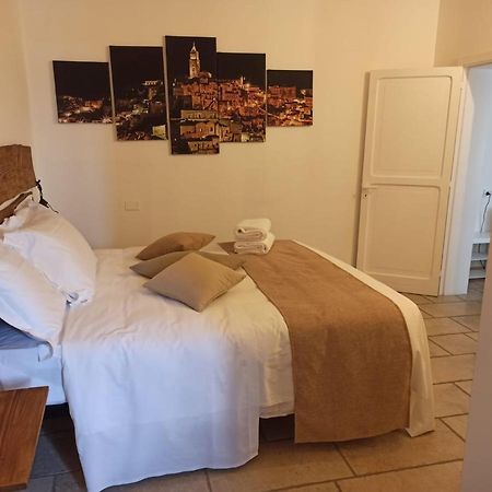 Slow Living B&B Matera Bagian luar foto